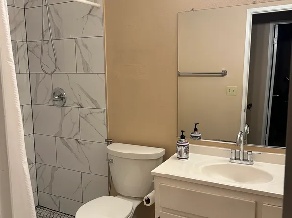 (undisclosed Address), Orange, CA 92867