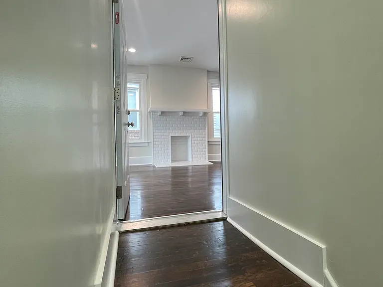 2321 Sherbrook St #2 — Photo 8