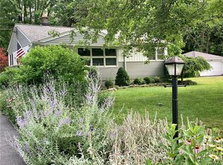 8070 Miles Rd, East Amherst, NY 14051