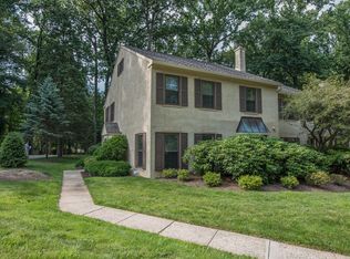 901 Weatherstone Dr, Paoli, PA 19301