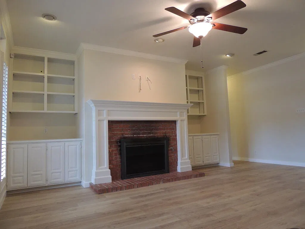 3 bed, 2.0 bath, 2257 sqft, $2,950 — Photo 4