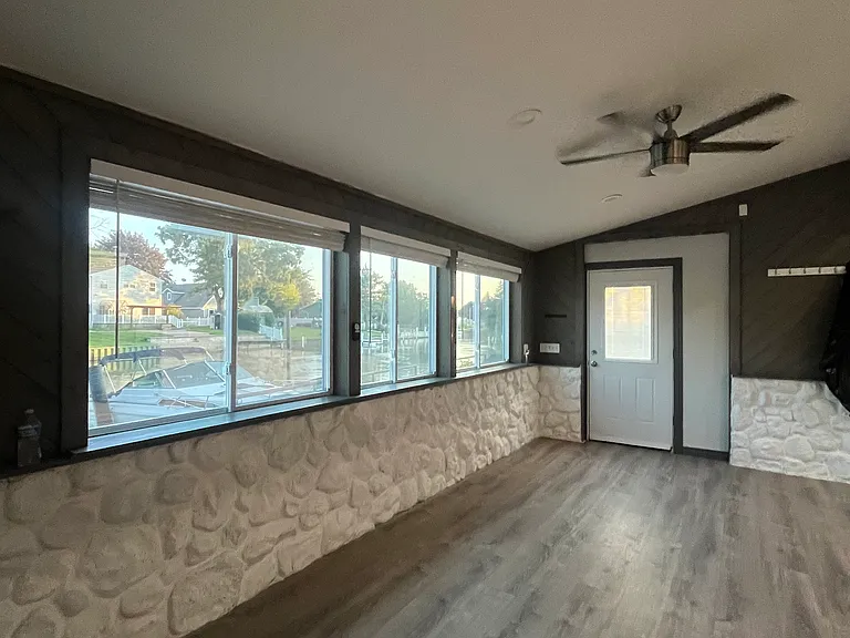 7813 Buffalo Ave #4 — Photo 3