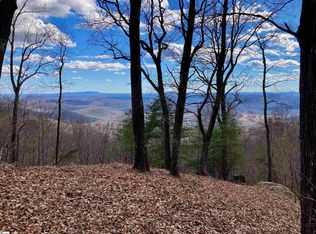 1006 Mountain Summit Rd, Travelers Rest, SC 29690