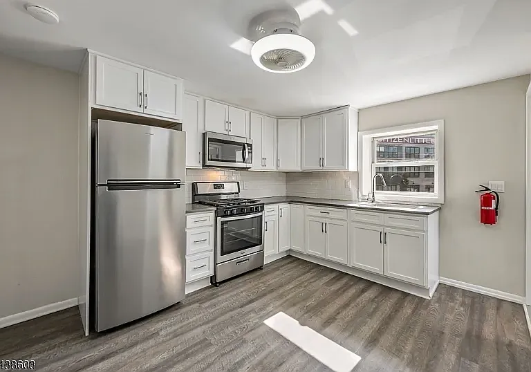 388 Main St — Photo 1