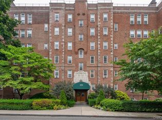 270 Bronxville Rd APT B52, Bronxville, NY 10708