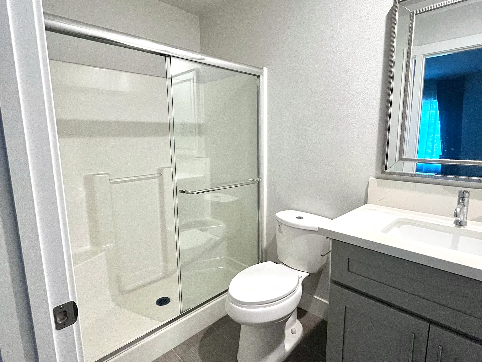 4 bed, 3.5 bath, 1830 sqft, $4,300 — Photo 3