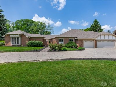 1785 Far Hills Ave, Dayton, OH, 45419