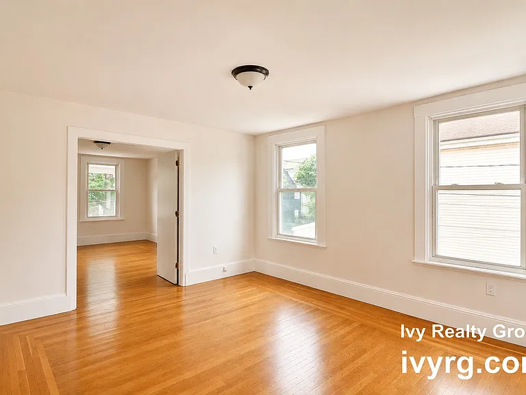 23 Mount Vernon St #2 — Photo 11