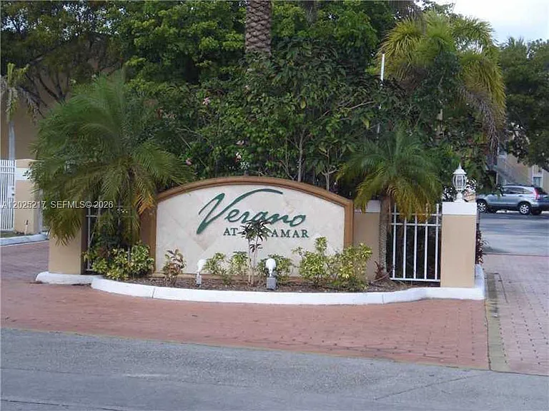 2240 SW 81st Ave #2240 — Photo 9