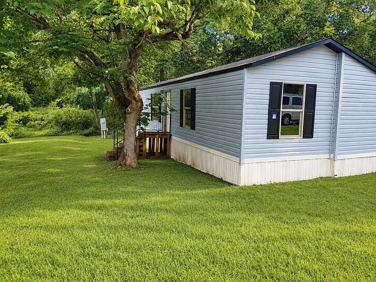 1466 Kilgore Rd #B16 — Photo 1