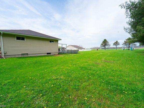 4th image of 10341 W Old Lincoln Way