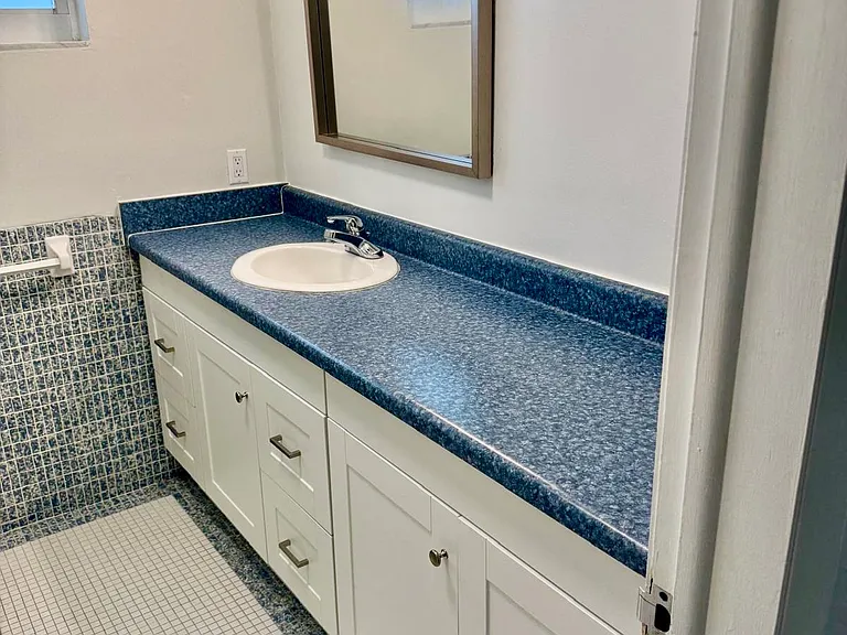 400 Miller Rd — Photo 16