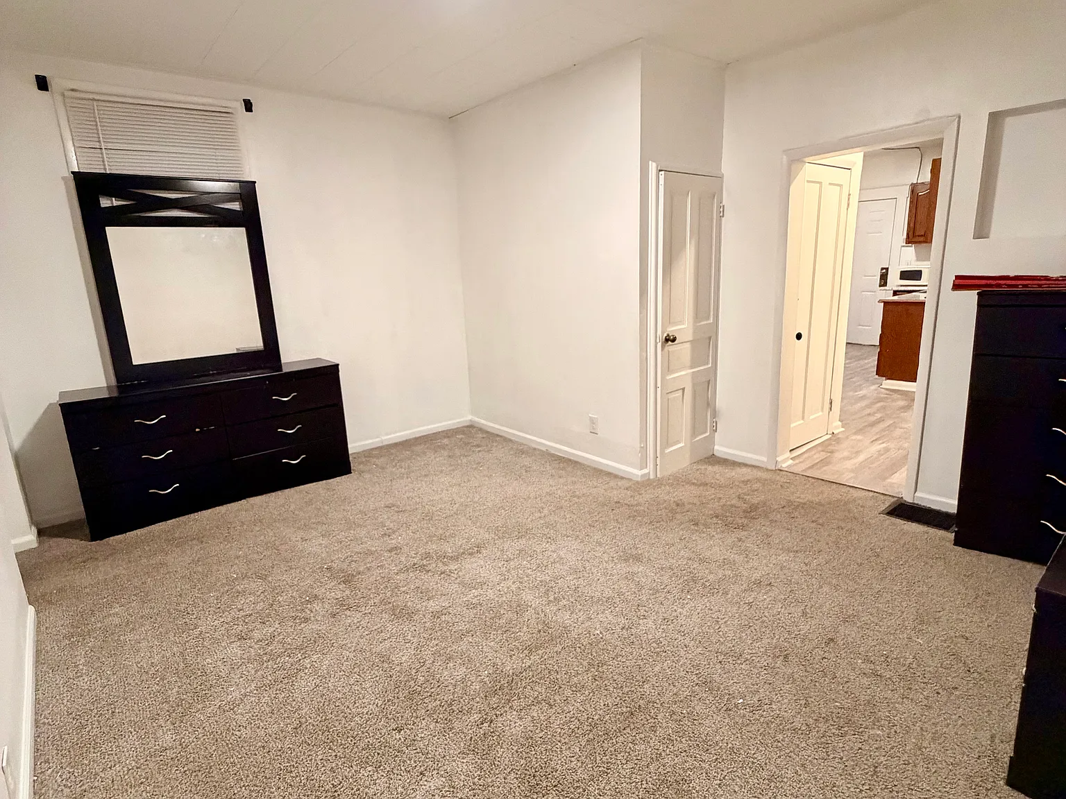 1 bed, 1781 sqft, $1,100 — Photo 4
