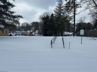 3 Farms Ct, Fairmont, WV 26554