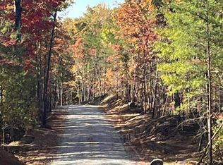 101 Cherokee Path, Tellico Plains, TN 37385