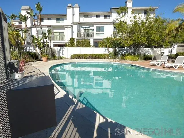 6743 Fashion Hills Blvd — Photo 29