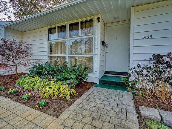 4th image of 8153 Debbie Cir