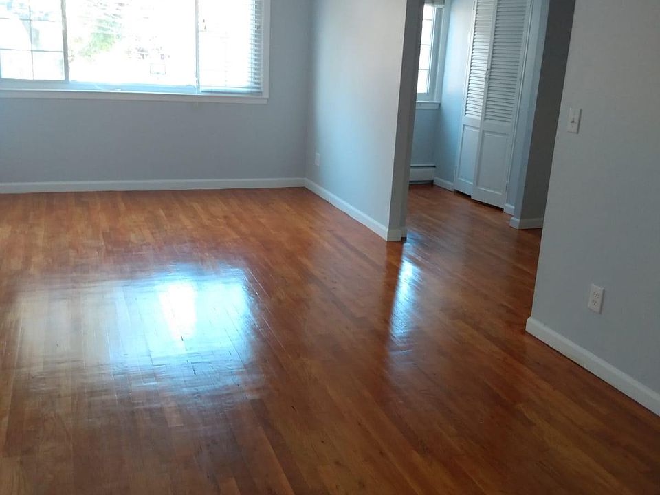 1st image of 3948 De Reimer Ave Floor 2