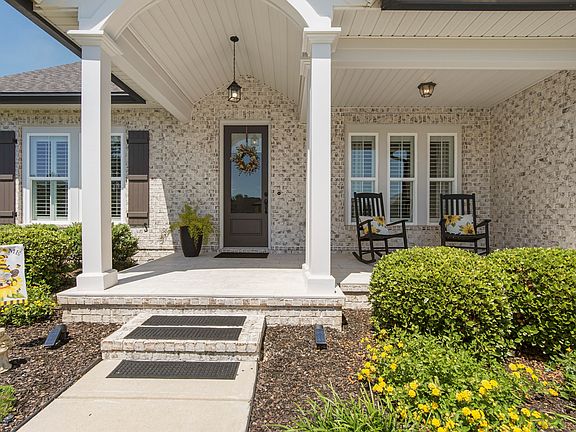 3rd image of 77 Meadow Lake Dr