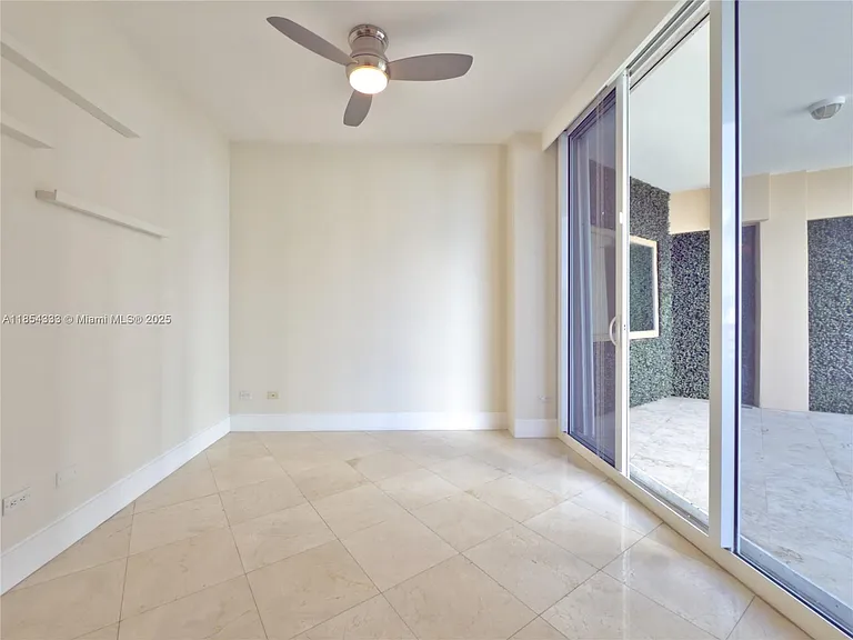 848 Brickell Key Dr #306 — Photo 23