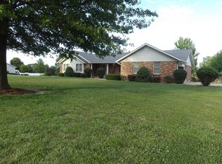 1014 Country Trails Ln, Moscow Mills, MO 63362