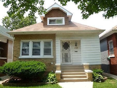 1st image of 1728 N Moody Ave