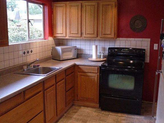 Plenty of cabinets and counter space in the kitchen