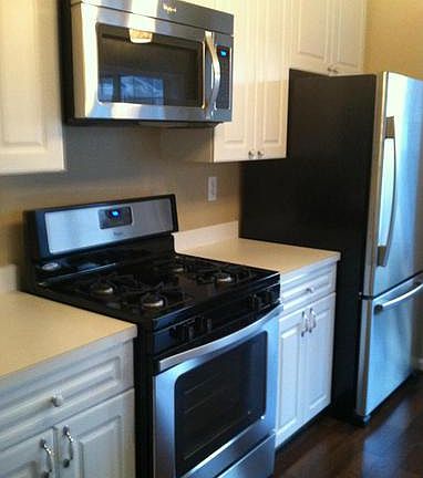 4th image of 5901 Founders Hill Dr Unit 204
