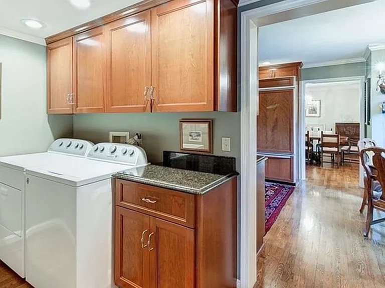 4120 Mason Woods Ln — Photo 2