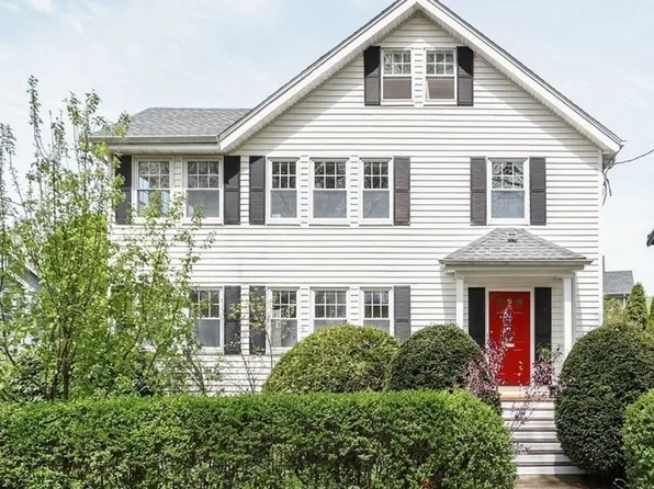 51 Glenmont Rd Suite 1, Brighton, MA 02135