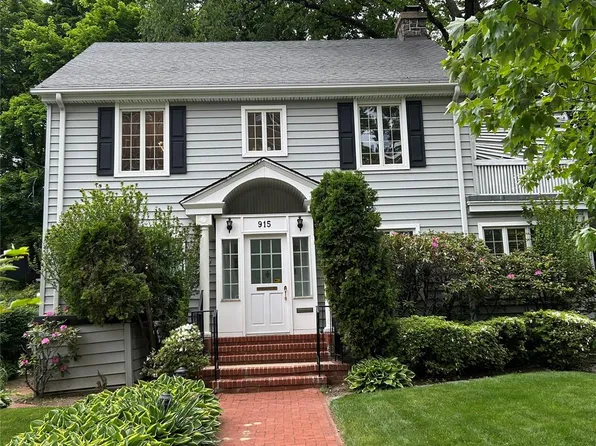 915 Palmer Road, Bronxville, NY 10708