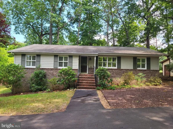 3912 Lakeview Pkwy, Locust Grove, VA 22508