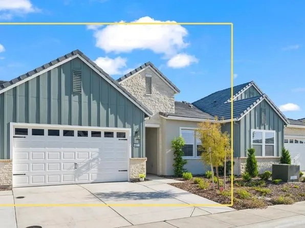 4211 Meadow Crest Dr, Folsom, CA 95630