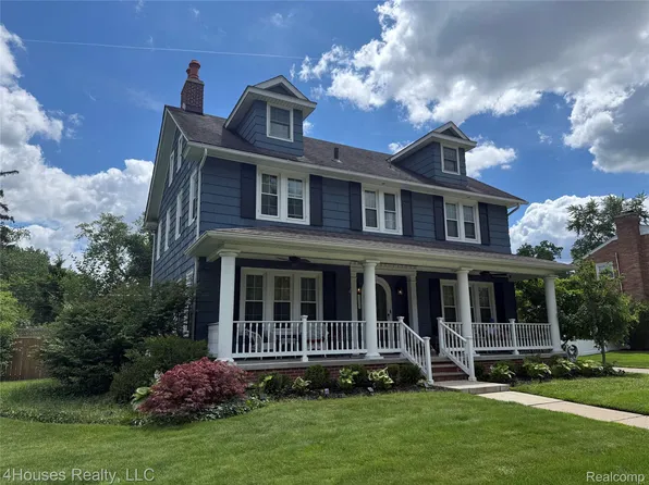 1755 Beverly Blvd, Berkley, MI 48072
