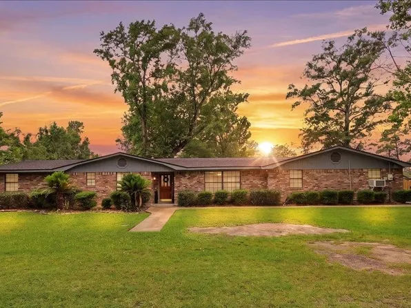 275 Chance St, Vidor, TX 77662