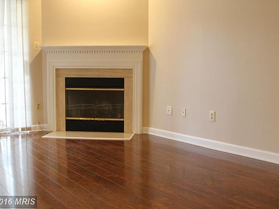 4th image of 10808 Antigua Ter APT 102