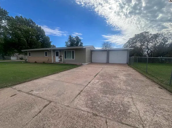 923 Green St, Pratt, KS 67124