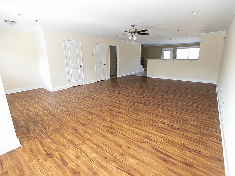 Whitehall Terrace Townhomes — Photo 32