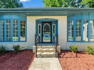 221 W Bush St, Prairie Grove, AR 72753