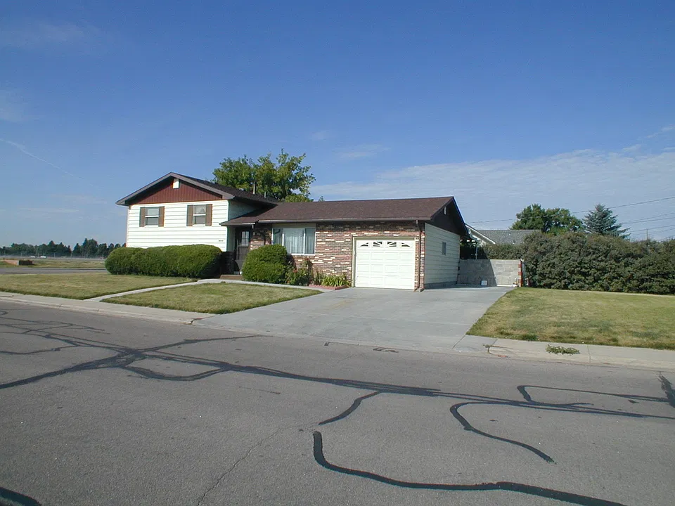 5000 Sunset Dr
