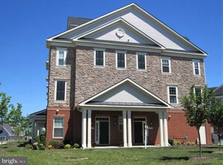 42581 Sunset Ridge Sq, Ashburn, VA 20148