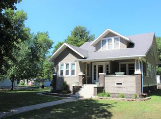 504 S Sherman St, Wausa, NE 68786