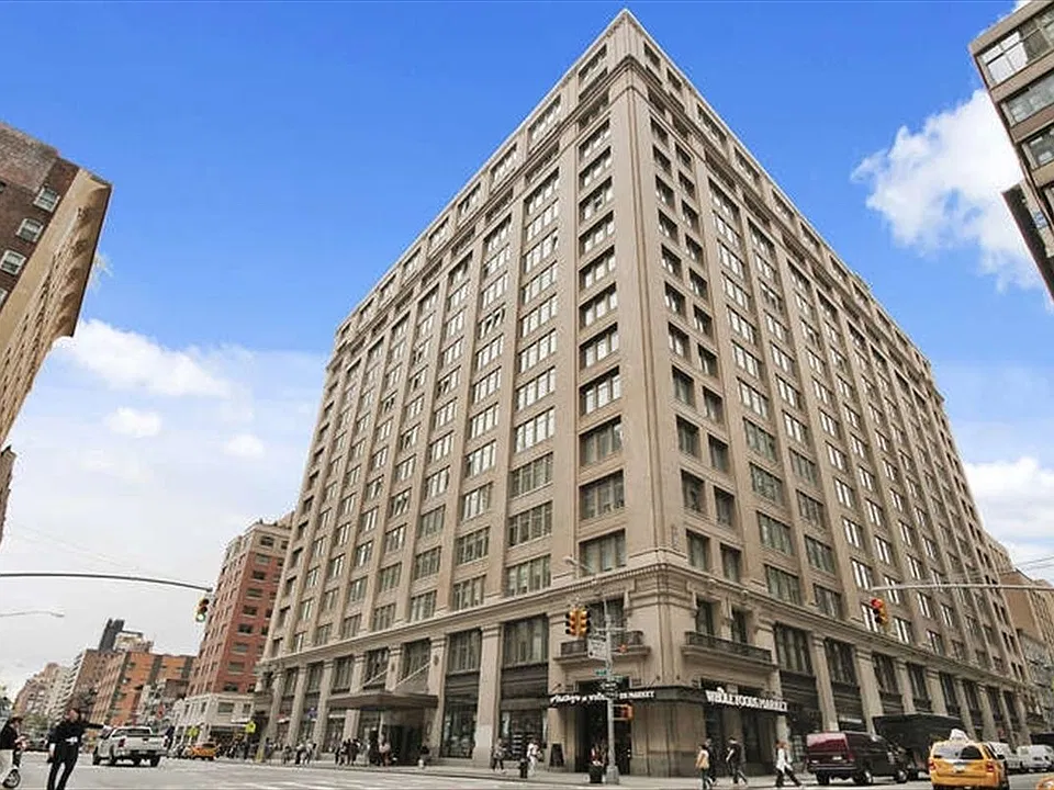 252 7th Ave #4D