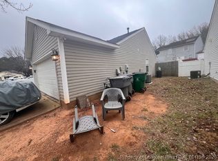 6812 Malagant Ln, Charlotte, NC 28213