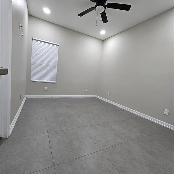 5601 Puffin Ave — Photo 6