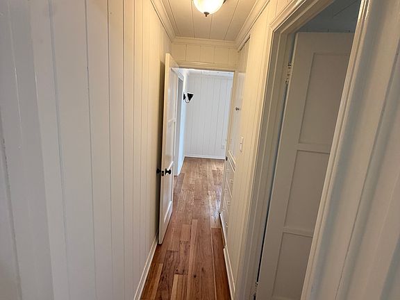 5th image of 901 N Gardner St #7511