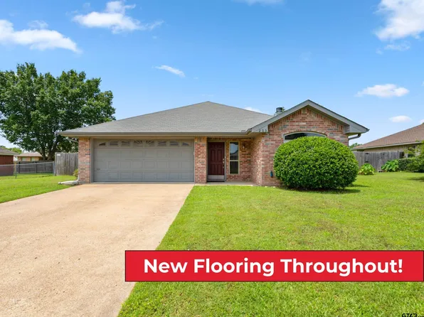 203 Ash Dr, Bullard, TX 75757