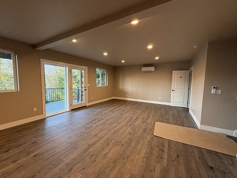 1680 SE Crescent Dr — Photo 4