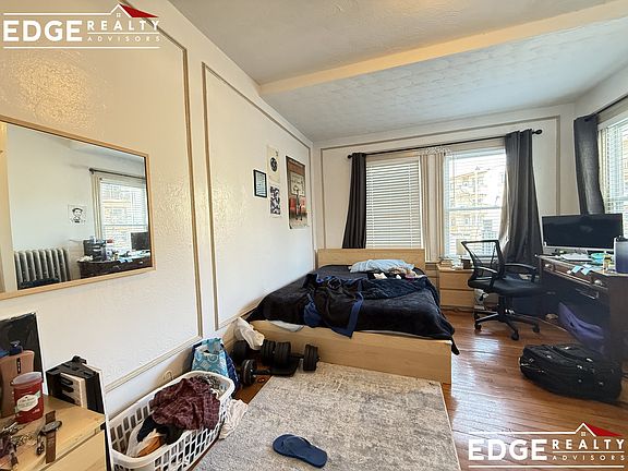 4th image of 138 Sutherland Rd #1
