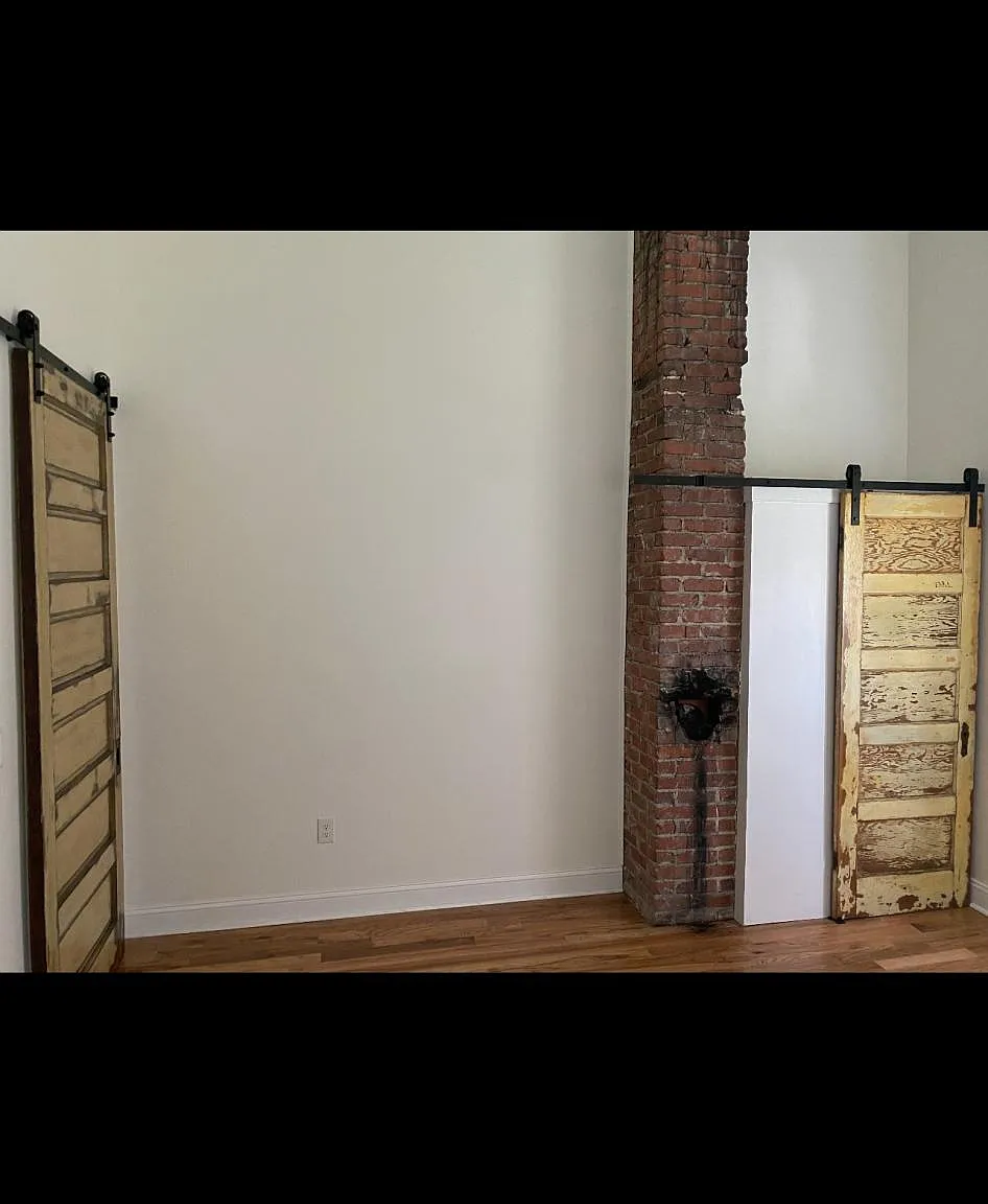 2 bed, 952 sqft, $3,500 — Photo 1